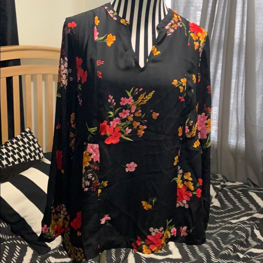 Old navy floral swing blouse